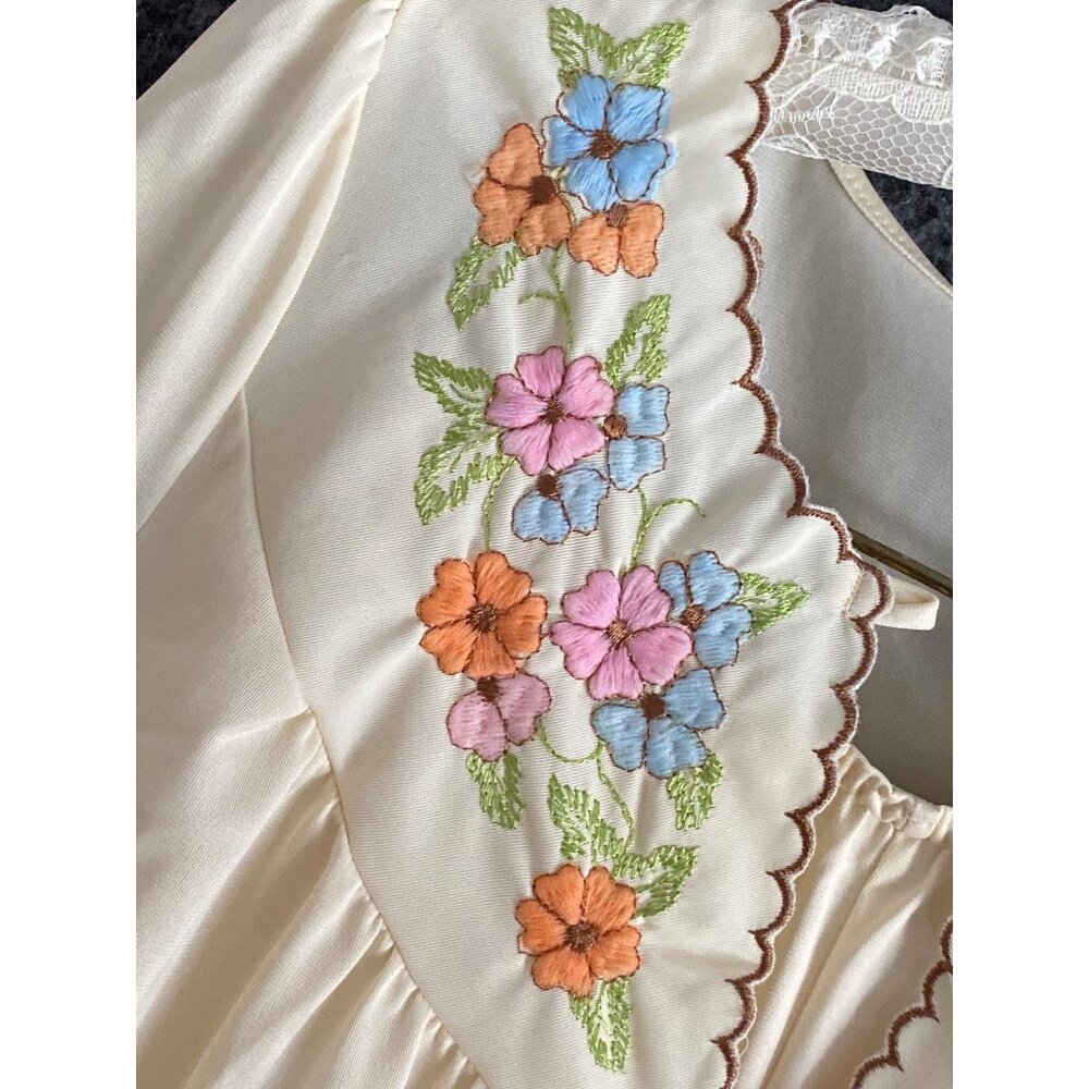 VTG Gossard Artemis 2 pc Pajamas Cream Floral Embroidered Button Front SS Top S - Picture 5 of 16